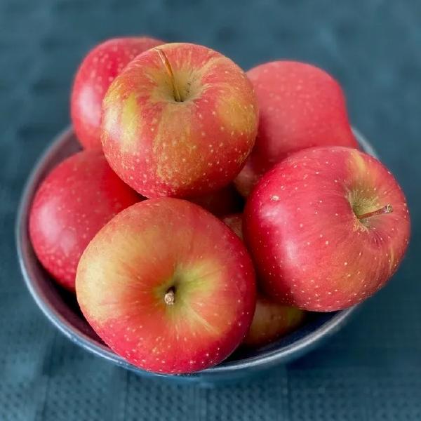 Apples